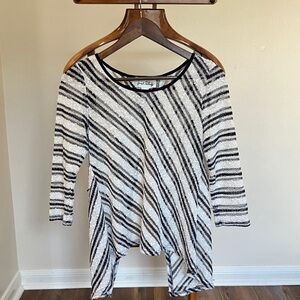 Simply Couture Black and White Striped Long Sleeve Top